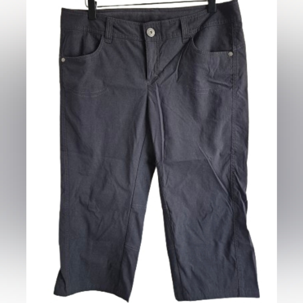 Athleta Lightweight Hiking Capris
